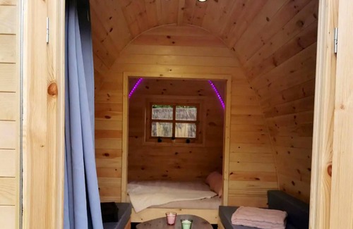 Pruniers-en-Sologne House | Homerez - Property for 4 ppl. with jacuzzi and spa at Pruniers-en-Sologne