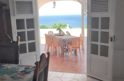 Le Carbet Villa | Homerez - Sea view villa in Le Carbet