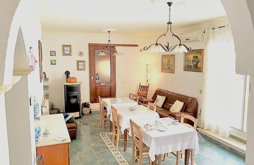 Galtelli Apartment | Homerez - Spacious appartement for 6 ppl. with terrace and balcony at Galtellì