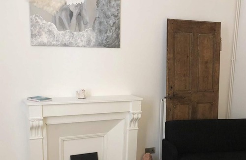 Meursault House | Homerez - Spacious house for 6 ppl. with garden and terrace at Meursault