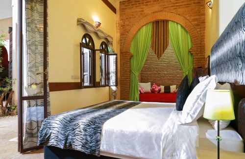Mellah Villa | Homerez - Spacious villa with private pool in Marrakech