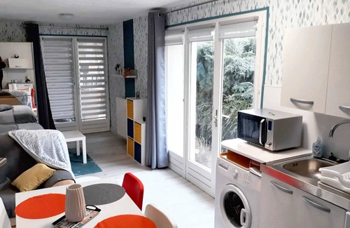 Saint-Apollinaire Apartment | Homerez - Studio in Saint-Apollinaire.
