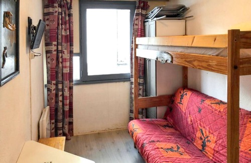 Le Corbier Apartment | Homerez - Studio in Villarembert, mountain view