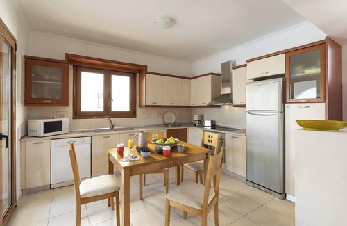 Kolymbia Villa | Homerez - Sunny Kolympia Villa with Private Pool