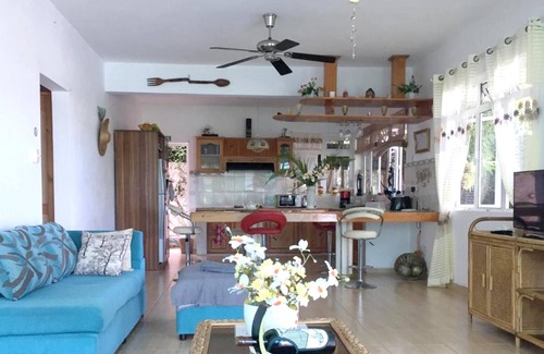 La Gaulette Villa | Homerez - Villa 6 km away from the beach with swimming-pool, jacuzzi and garden