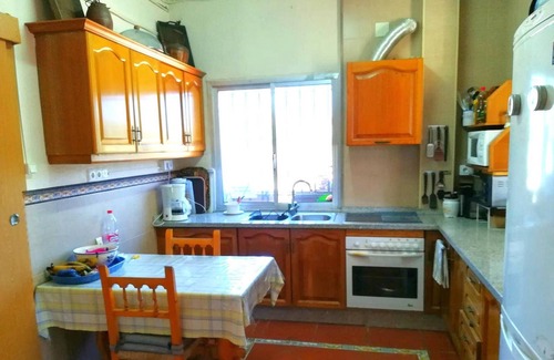 Guillena Villa | Homerez - Villa for 15 ppl. with swimming-pool, garden and terrace at Guillena