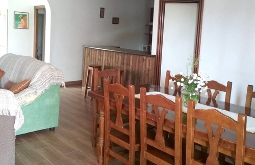 Prado del Rey Villa | Homerez - Villa for 10 pers. with swimming pool, garden and terrace in Prado del Rey