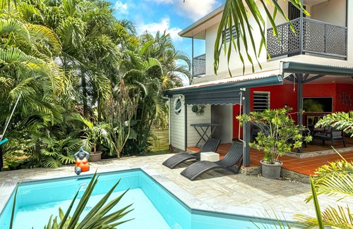 Le Lamentin Villa | Homerez - Villa in Lamentin with pool.