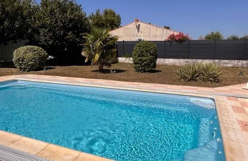 Saint Froult Villa | Homerez - Villa in Saint-Froult