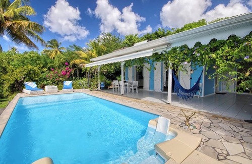 Saint-Pierre Villa | Homerez - Villa in Saint-Pierre