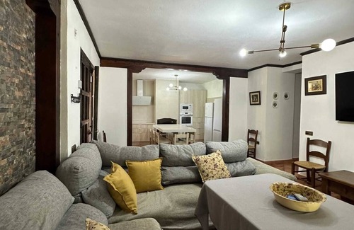 Villamartin Villa | Homerez - Villa in Villamartin