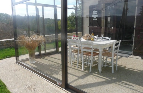 Sainte-Catherine House | Homerez - Welcoming House in Sainte-Catherine with Garden