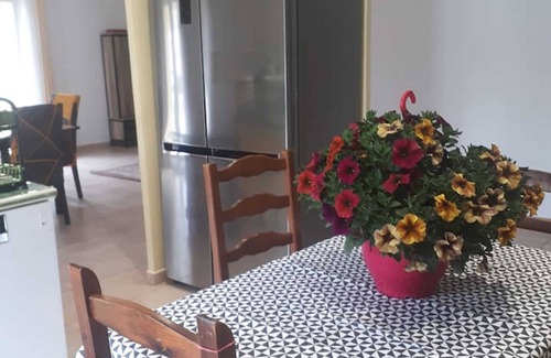 Paulhan Villa | Homerez - Welcoming Villa in Paulhan with Private Pool