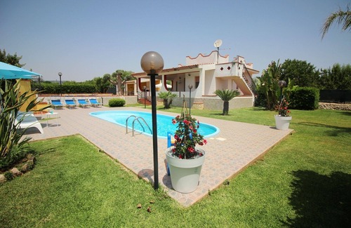 Syracuse Villa | HOMESICILY - Holiday House with private pool for a total relaxing.
