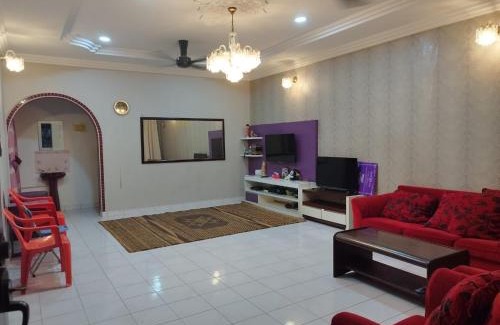 Kota Bharu House | Homestay Alia