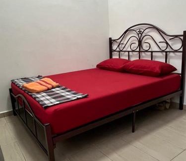 Bukit Baru House | Homestay Angah