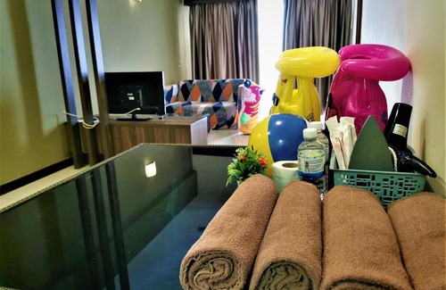 Malacca City Apartment | HomeStay at Melaka # Free WiFi # Water ThemePark Tickets
