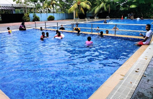Malacca City Apartment | HomeStay at Melaka # Free WiFi # Water ThemePark Tickets