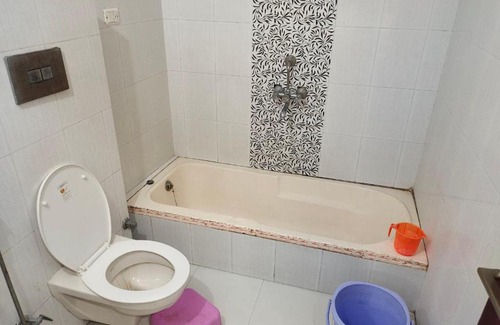 Mahmoorganj Bed & Breakfast | Homestay Avadh ViharaHU
