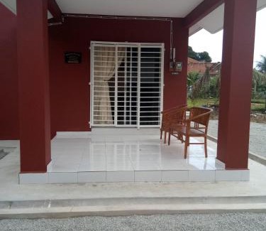 Kuala Terengganu House | Homestay AZMI ZITA