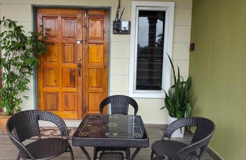 Banting House | Homestay Baitulmakarem