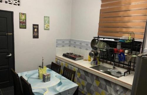 Kampung Gong Bayor House | Homestay Bajet cgu yie Besut Terengganu