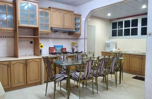 Taman Nyior Setali House | Homestay Banglo Tengah Pekan