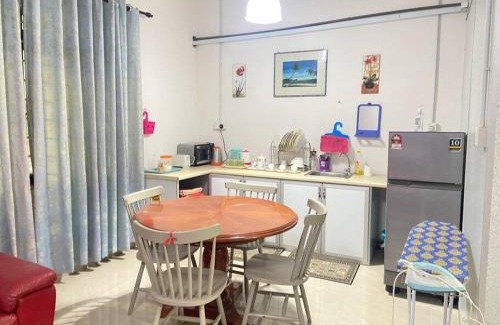 Kampong Raja Apartment | Homestay Besut