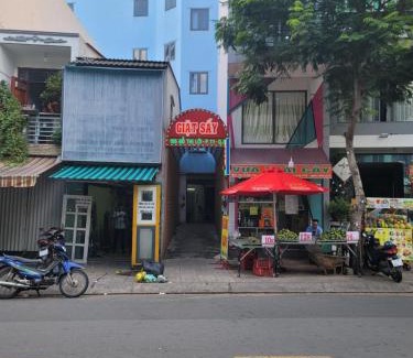 District 3 Hotel | Homestay BNB
