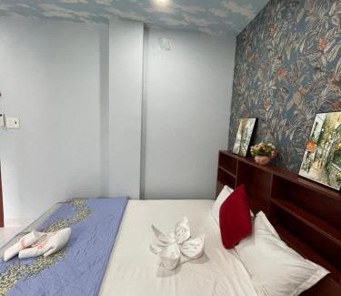 District 3 Hotel | Homestay BNB