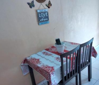 Tanjung Kling House | HOMESTAY CAHAYA PUTERI