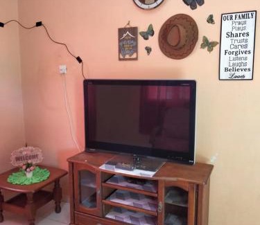 Tanjung Kling House | HOMESTAY CAHAYA PUTERI