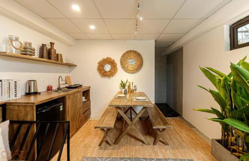 Truc Bach House | Homestay CHAT - Hanoi Heritage Hideaway