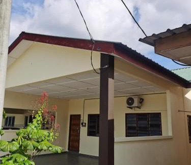 Kuantan House | Homestay Che Wan