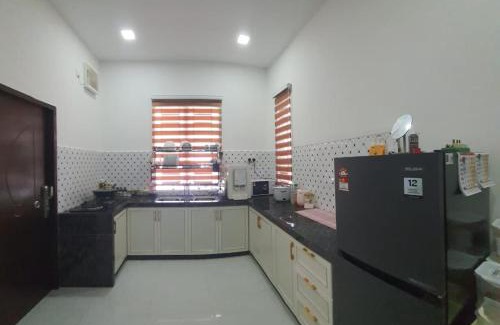 Ayer Hitam House | Homestay Cheq Gu