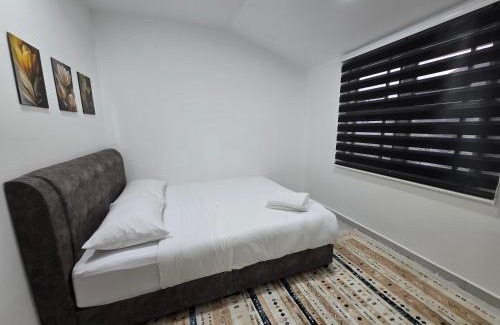 Kampung Bukit Rangin House | Homestay DAR AL - HAQEM Full Aircond Musliim Only