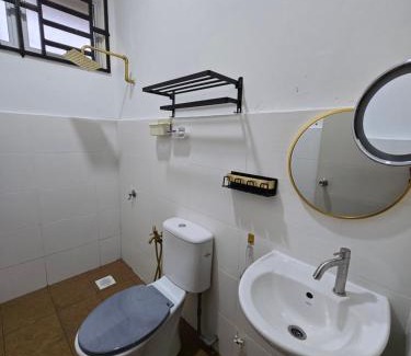 Kampung Bukit Rangin House | Homestay DAR AL - HAQEM Full Aircond Musliim Only