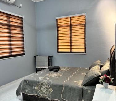 Kampung Pengkalan Maras House | Homestay De Acacia Rumah Melati