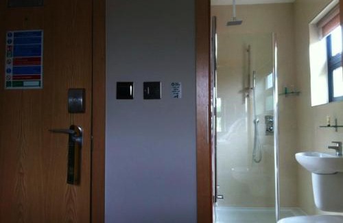 London Borough of Hounslow Hotel | Homestay Hotel Heathrow