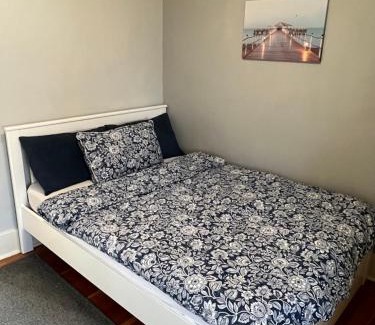 Tuxedo House | Homestay in cozy River Heights home