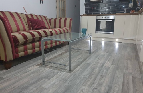 Walsall House | Homestay in Walsall