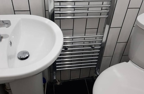 Walsall House | Homestay in Walsall