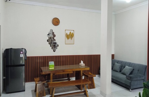 Yogyakarta Villa | Homestay Jogja 999