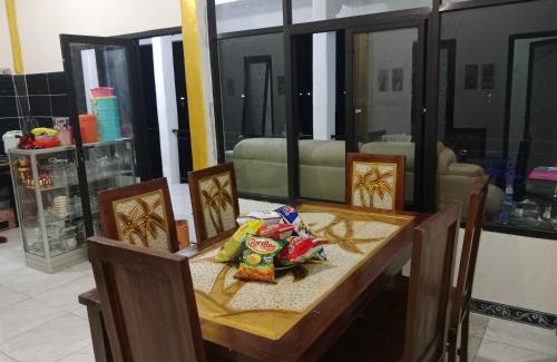 Komodo Boat Rental | Homestay komodo