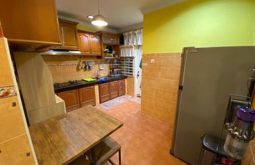 Taman Kenangan House | Homestay LA Kota Bharu