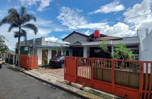 Wonosobo House | Homestay Ngaso Dalem