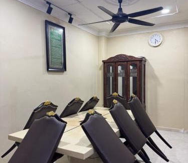 Gua Apartment | Homestay NIA Chukai