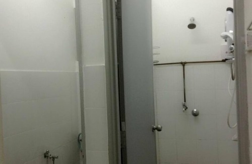 Seri Tanjung Pinang Apartment | Homestay Palm Penang