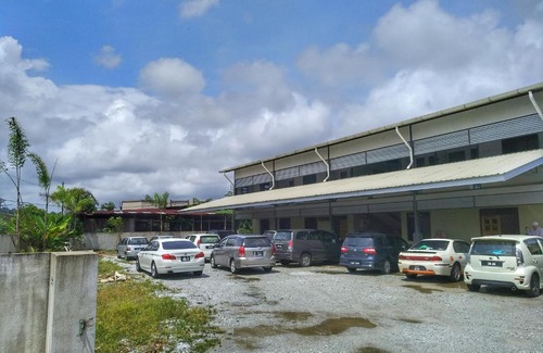 Kampung Losong Masjid Hotel | Homestay Pok Sop