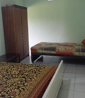 Ambarawa House | Homestay Rejeki